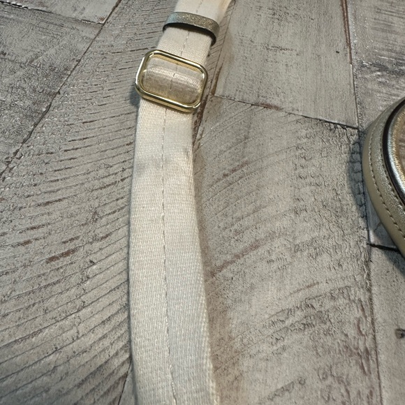 Authentic COACH Handbag - EUC - Picture 6 of 7